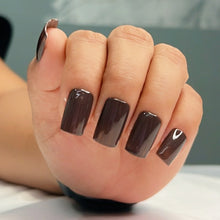 Load image into Gallery viewer, Glossy Medium Press On Nails #944
