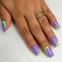 Load image into Gallery viewer, Glossy Medium Press On Nails #708
