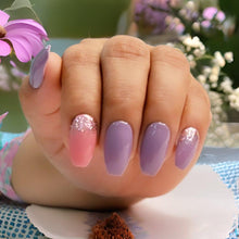 Load image into Gallery viewer, Glossy Glitter Medium Press On Nails #834
