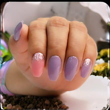 Load image into Gallery viewer, Glossy Glitter Medium Press On Nails #834
