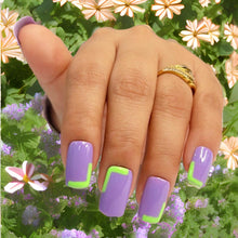 Load image into Gallery viewer, Glossy Medium Press On Nails #708
