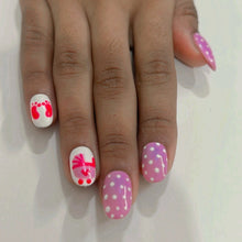 Load image into Gallery viewer, Baby Shower Glossy Medium Press On Nails #580
